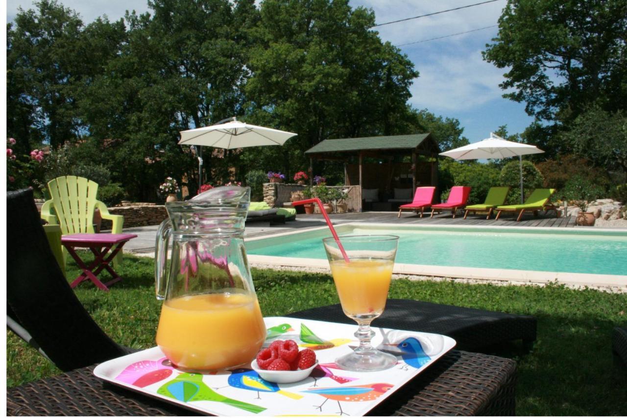 Le Mas Des Pierres Blanches Bed & Breakfast Venasque Luaran gambar