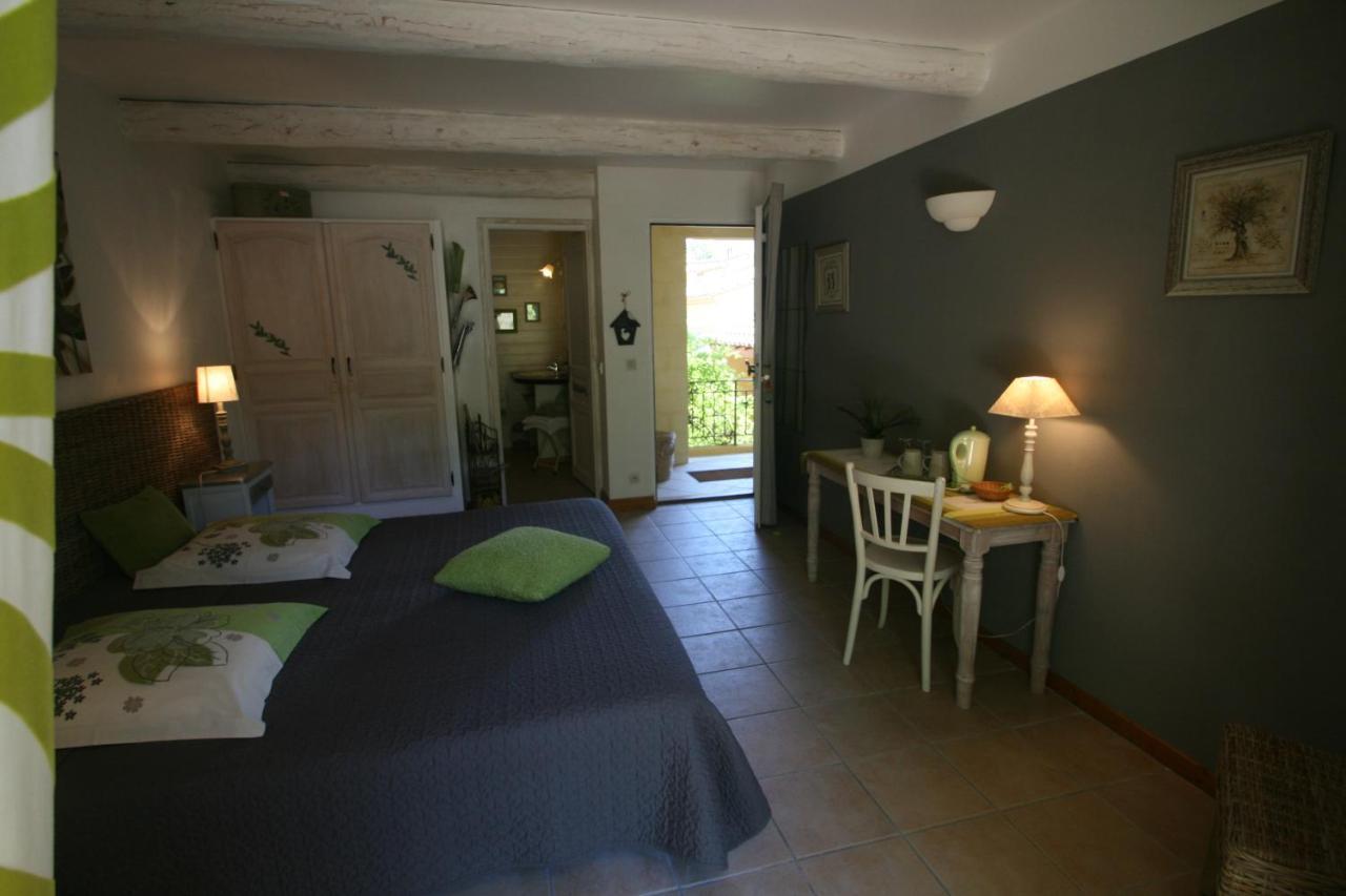 Le Mas Des Pierres Blanches Bed & Breakfast Venasque Luaran gambar